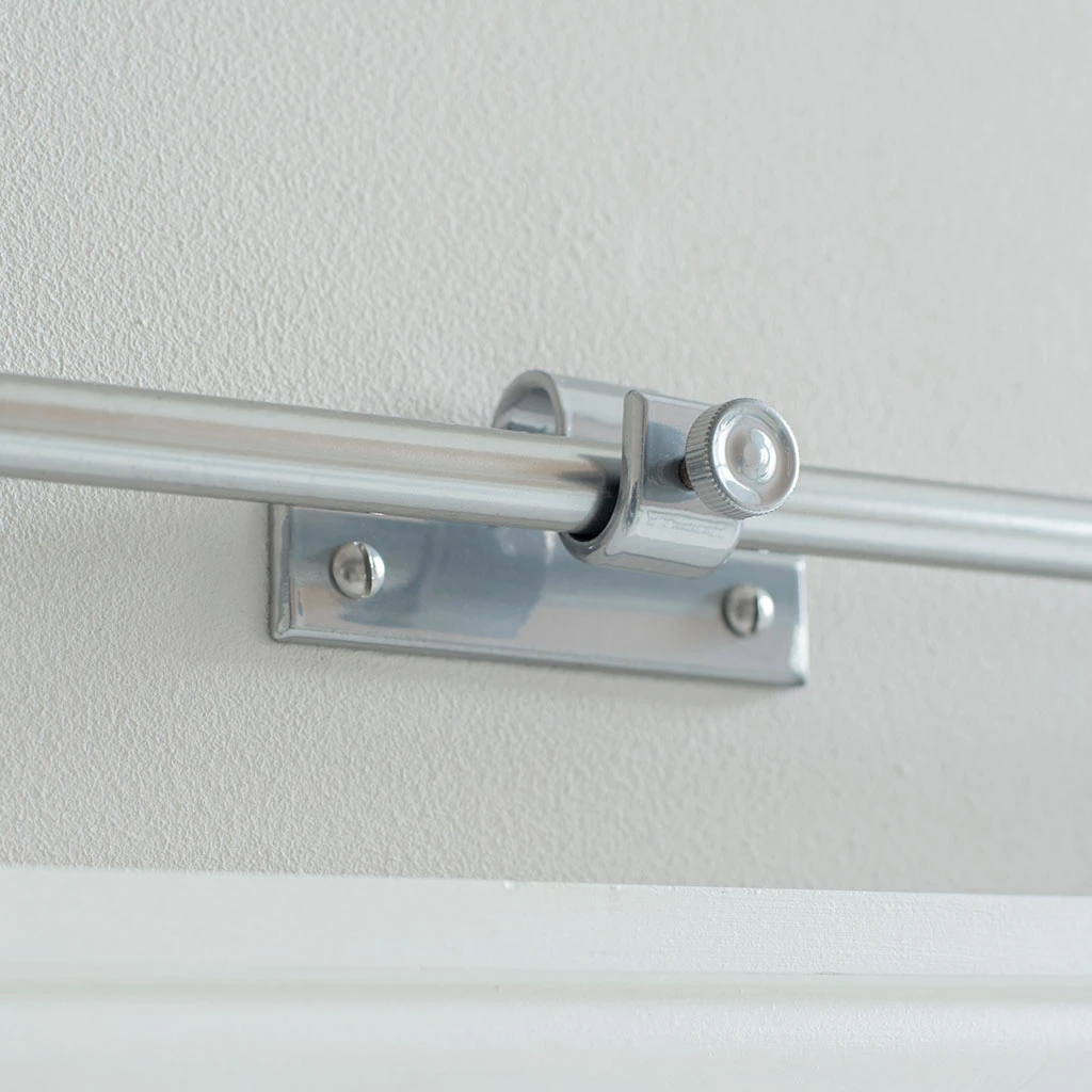 12mm Chapel Centre Bracket In Mercury 2 12mm Chapel Centre Bracket In Mercury - Image 2