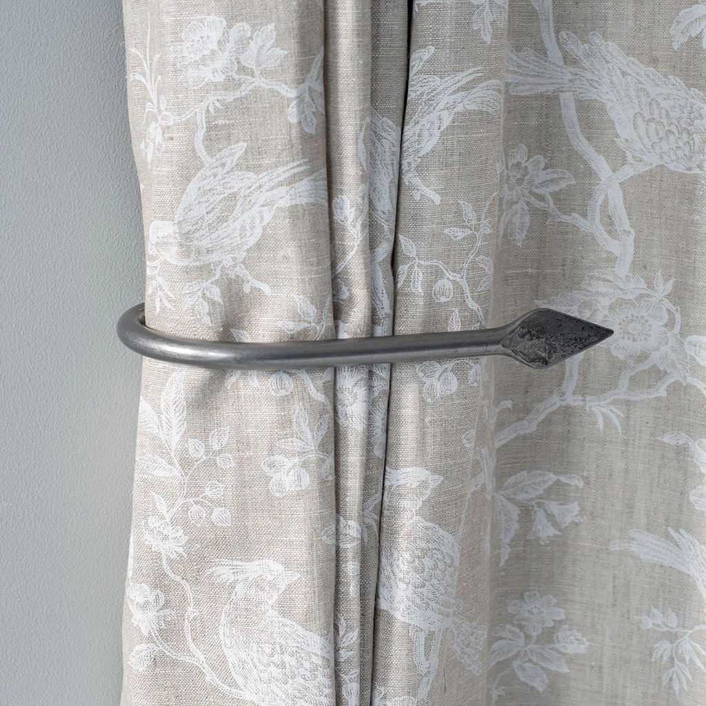 Large Spear Holdback In Polished 2 Large Spear Holdback In Polished - Image 2